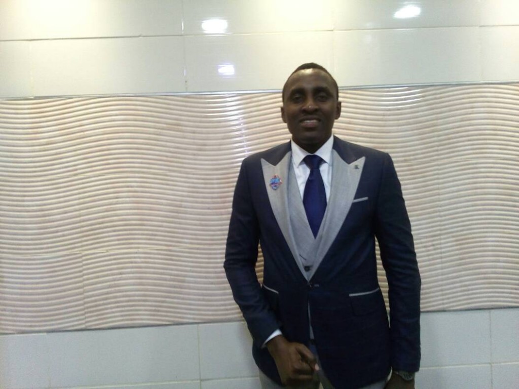 JOIN ME TO SPONSOR 1,000 FREE MEALS FOR CHILDREN IN THE INNERCITIES IN COMMEMORATION OF MY BIRTHDAY.