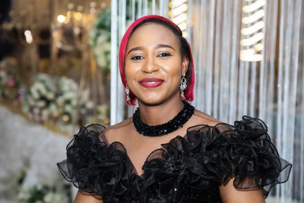 I WANT TO A SMILE ON THE FACE OF CHILDREN BY PROVIDING MEALS FOR THEM 